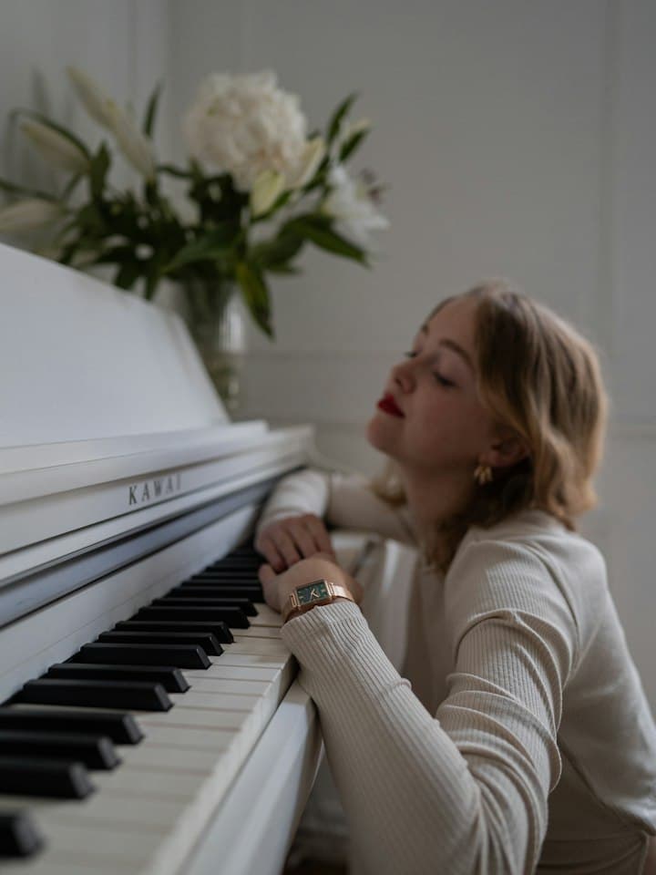 Anna, piano teacher